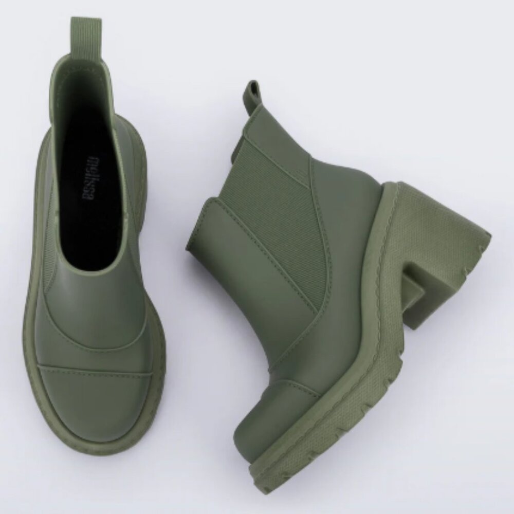 NWT MELISSA Made In Brazil Courtney Boots in Green Size 6 - Picture 2 of 10